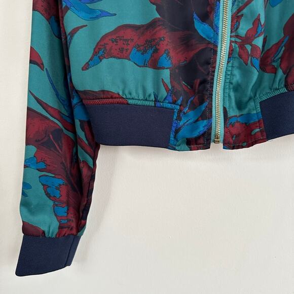 Urban Outfitters Windbreaker Jacket Womens SMALL Retro Cropped Full Zip Floral - Picture 4 of 13